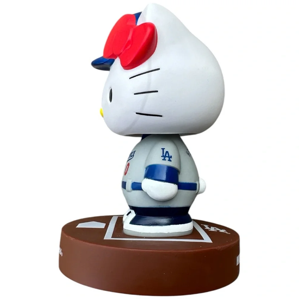 2014 Hello Kitty x Dodgers Bobble head DS - Picture 5 of 13